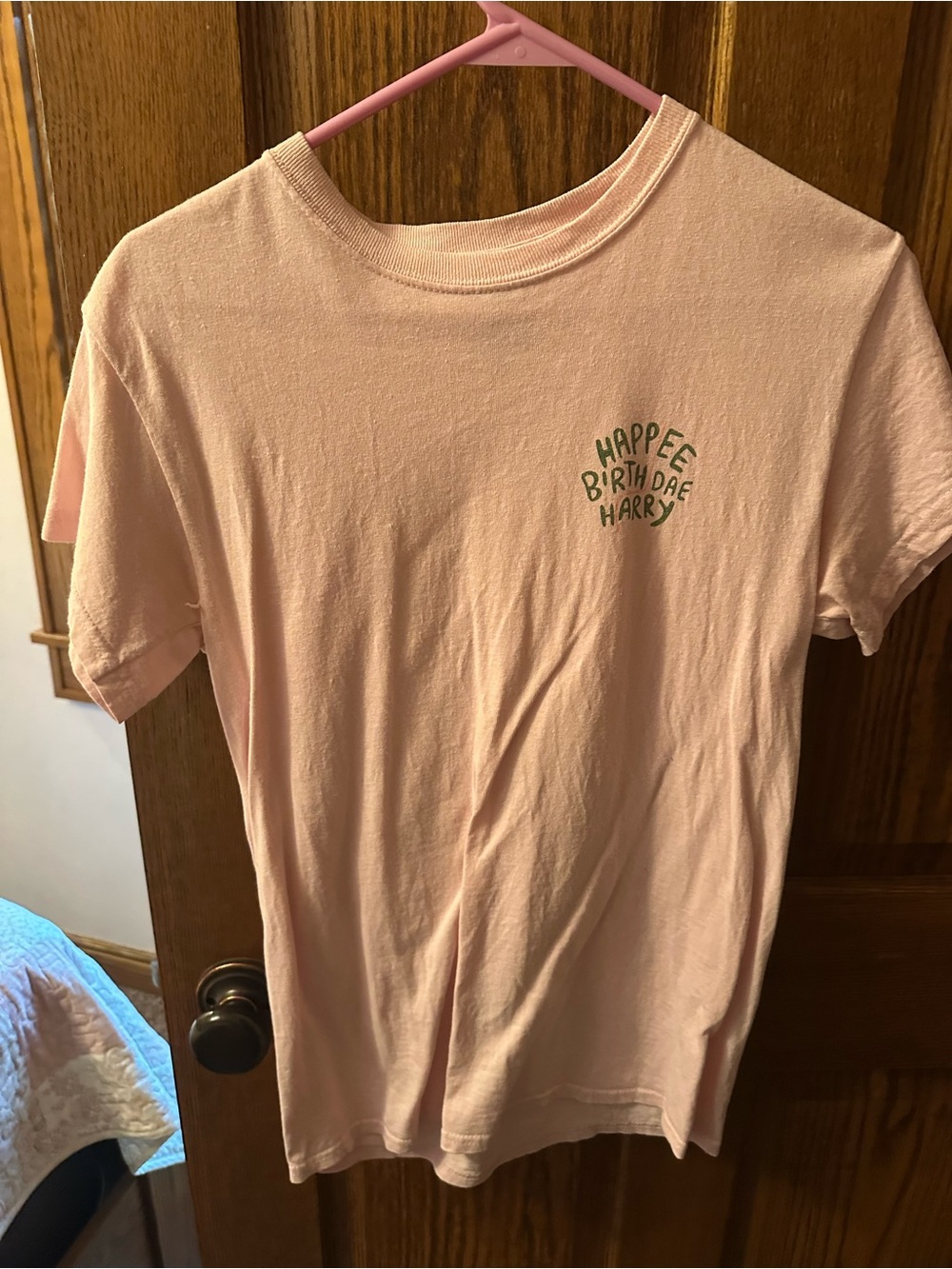 Pink 'Happee Birthdae Harry' Graphic Tee